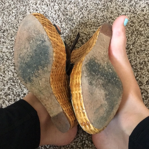 Shoes - Picture 5 of 5